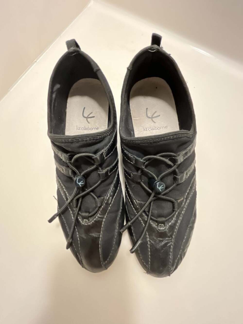 Liz Claiborne Women's Black Lightweight Comfort Sport Sneakers with Bungee Lacin